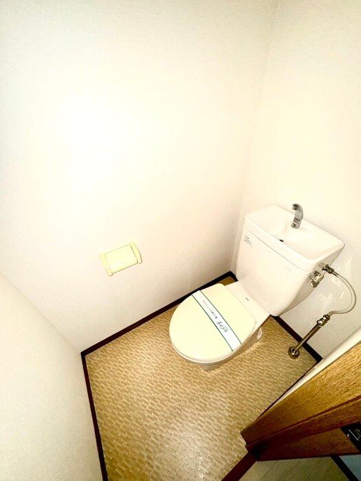 物件内観写真13　(トイレ)