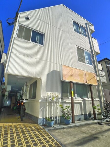 ザ・ウィング外観写真