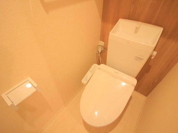 物件内観写真12　(トイレ)