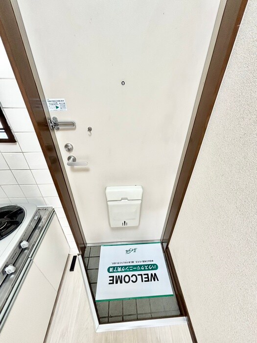 物件内観写真14　(玄関)