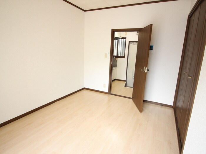 物件内観写真12　(居室)