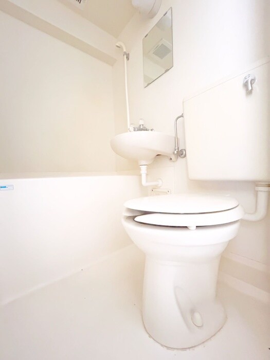 物件内観写真14　(トイレ)