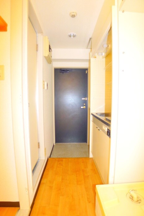 物件内観写真18　(廊下)