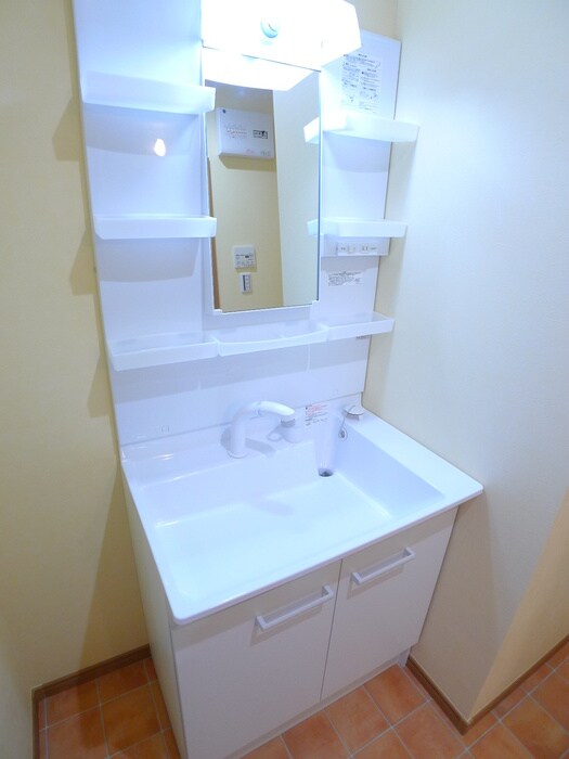 物件内観写真13　(洗面)