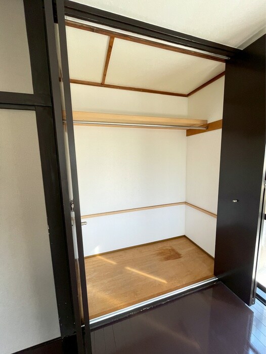 物件内観写真12　(収納)