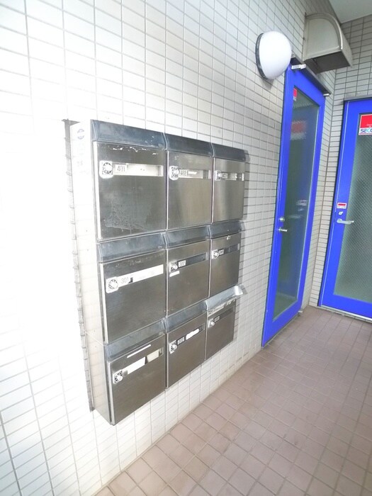 物件外観写真4　(建物設備)