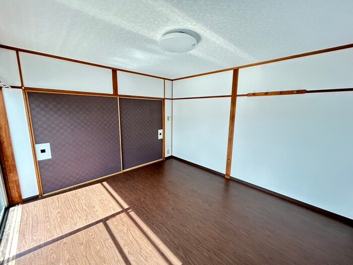 物件内観写真11　(居室)