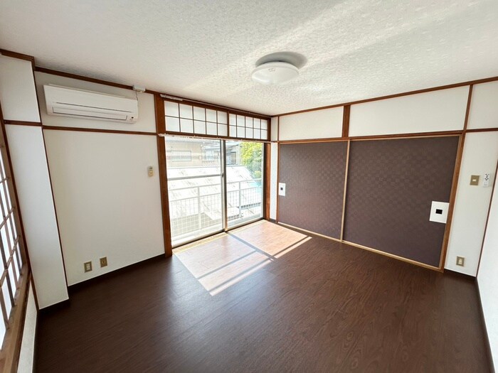 物件内観写真12　(居室)