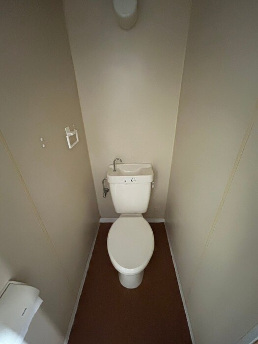 物件内観写真14　(トイレ)