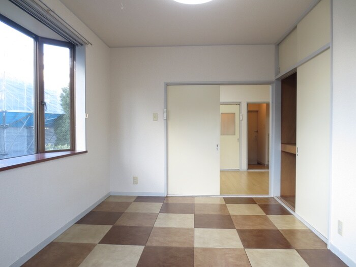 物件内観写真10　(居室)