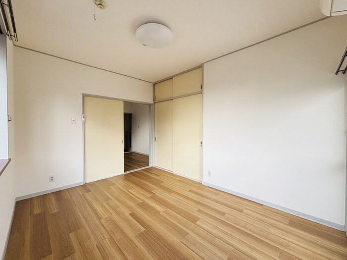 物件内観写真10　(居室)