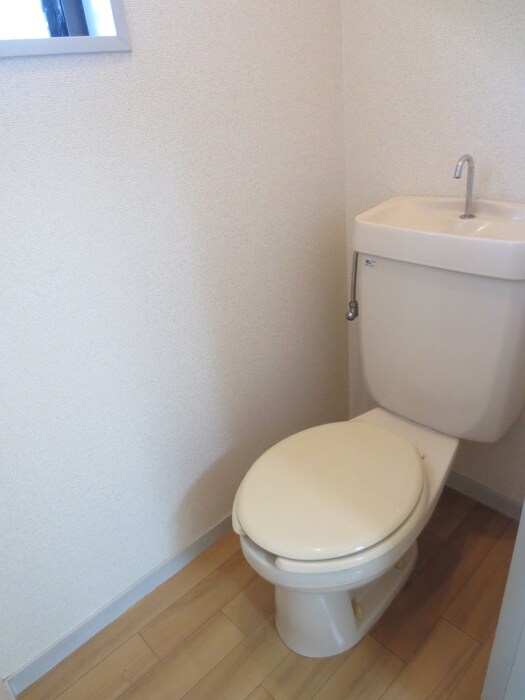 物件内観写真13　(トイレ)