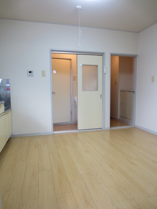 物件内観写真14　(内観写真)