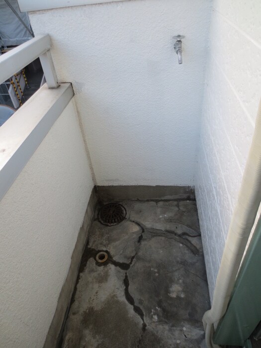 物件内観写真17　(洗濯機置場)