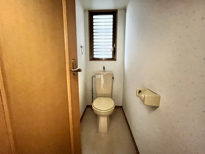 物件内観写真12　(トイレ)