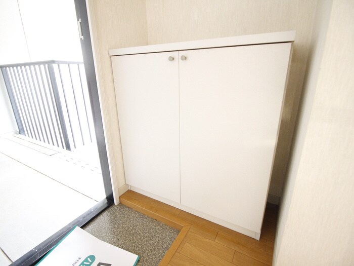 物件内観写真7　(靴箱)