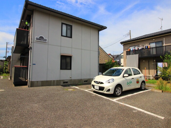 物件外観写真5　(駐輪場)