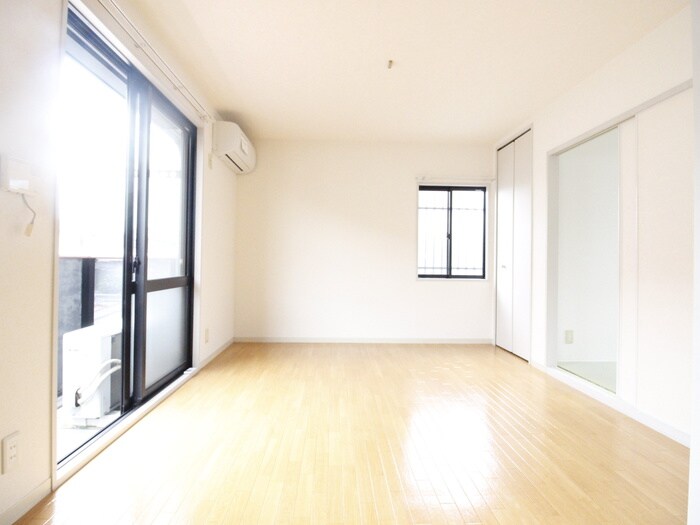 物件内観写真11　(居室)