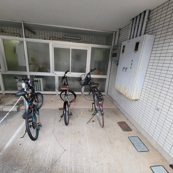 駐輪場