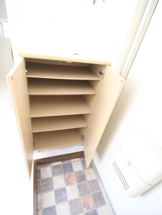 物件内観写真14　(靴箱)