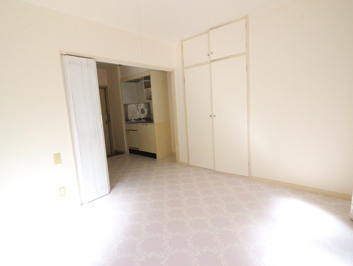 物件内観写真19　(居室)