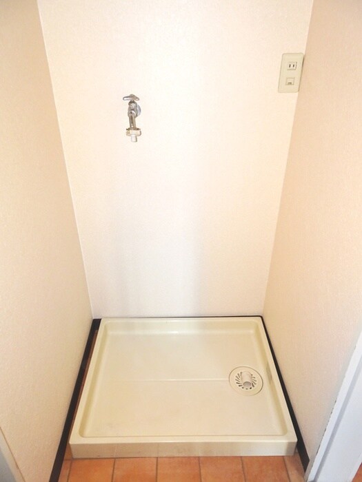 物件内観写真20　(洗濯機置場)