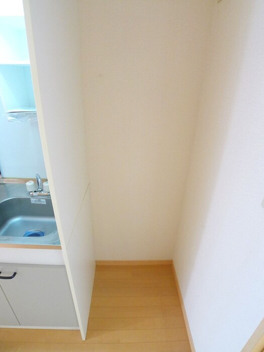 物件内観写真19　(廊下)