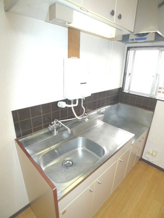 物件内観写真8　(キッチン)