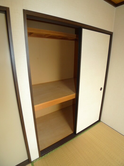 物件内観写真13　(収納)