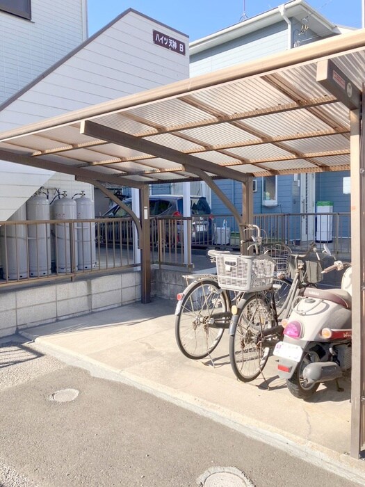 物件外観写真5　(駐輪場)