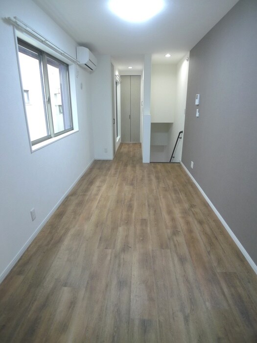 物件内観写真6　(居室)