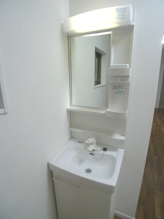 物件内観写真11　(洗面)