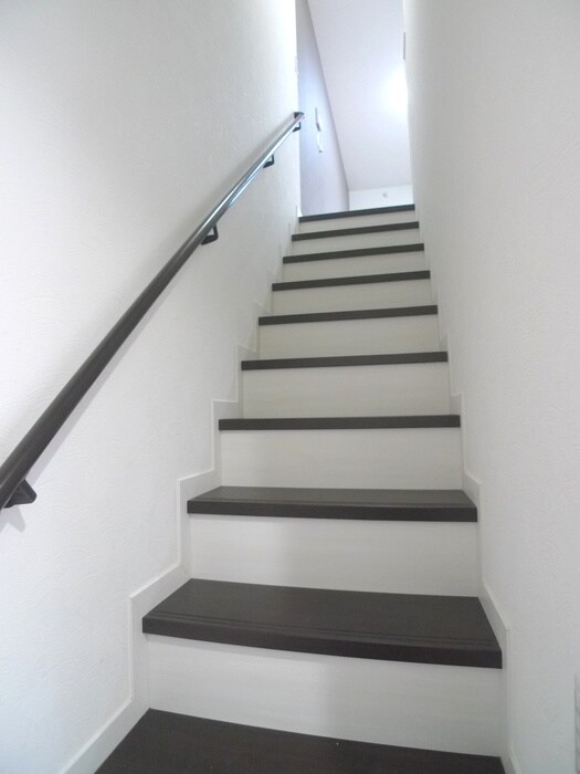 物件内観写真21　(廊下)