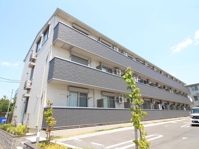 物件外観写真1　(外観写真)