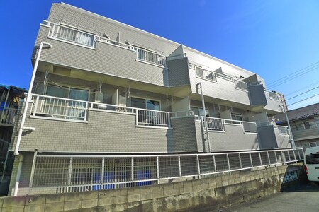 ジュネパレス市川外観写真