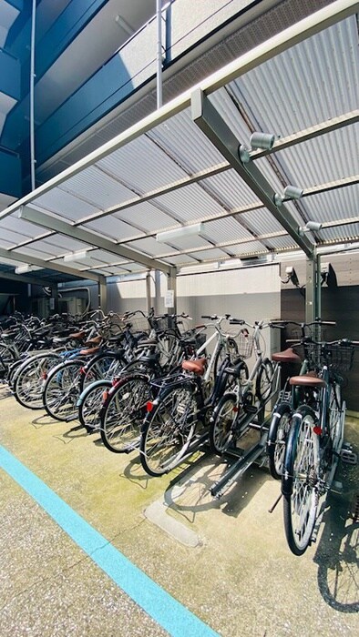 物件外観写真6　(駐輪場)