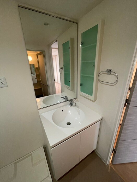 物件内観写真10　(洗面)