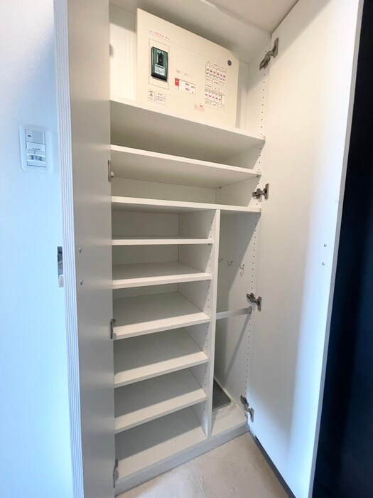 物件内観写真14　(靴箱)