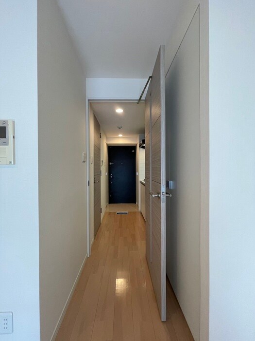 物件内観写真18　(廊下)