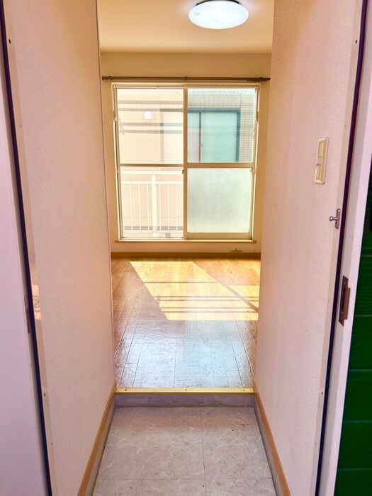 物件内観写真15　(廊下)