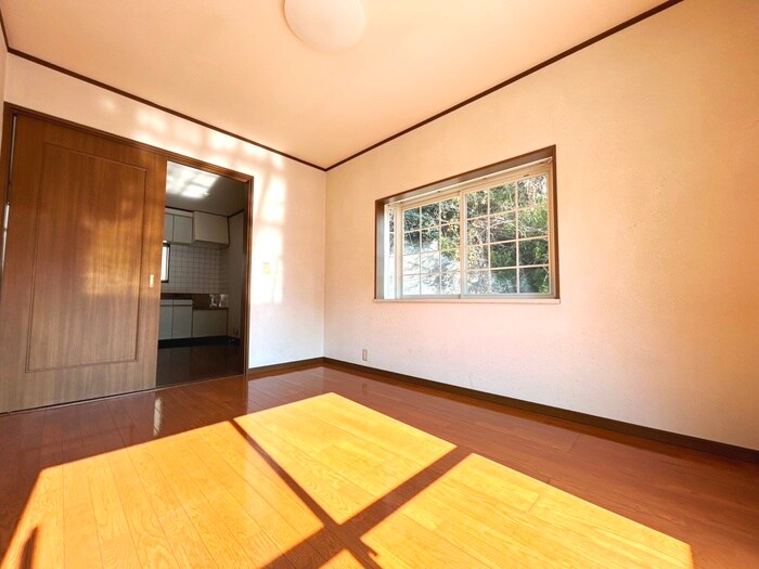 物件内観写真8　(居室)