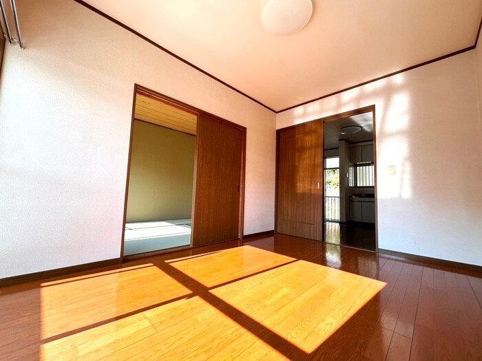 物件内観写真18　(居室)