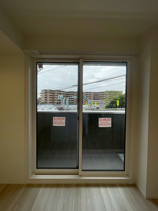 物件内観写真21　(室内からの展望)