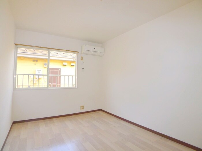 物件内観写真11　(居室)