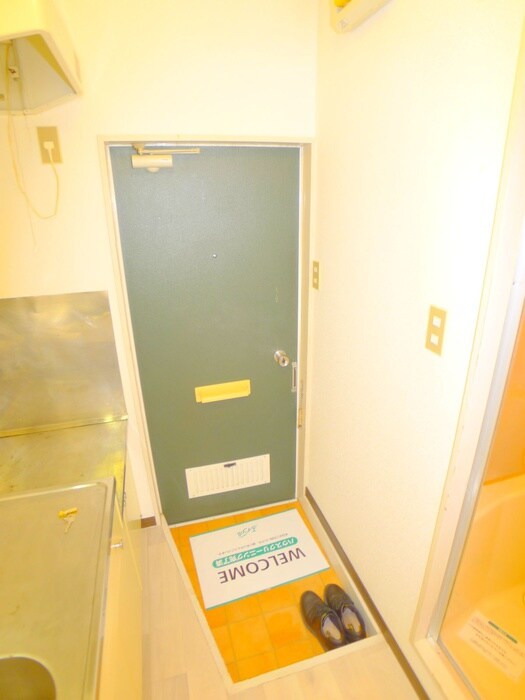 物件内観写真15　(玄関)