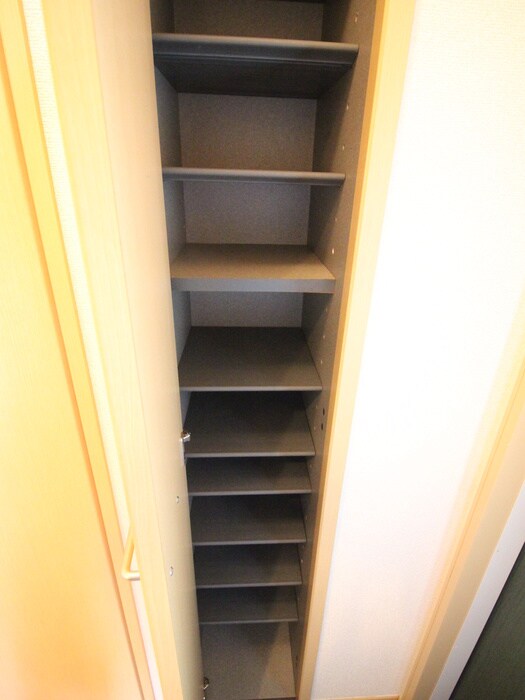 物件内観写真16　(靴箱)