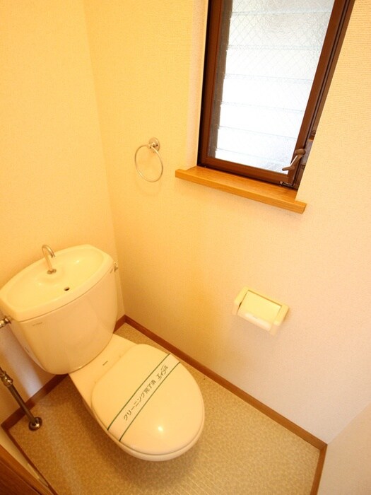 物件内観写真14　(トイレ)