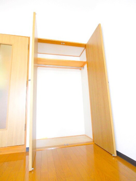 物件内観写真10　(収納)