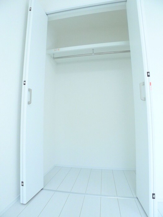 物件内観写真10　(収納)