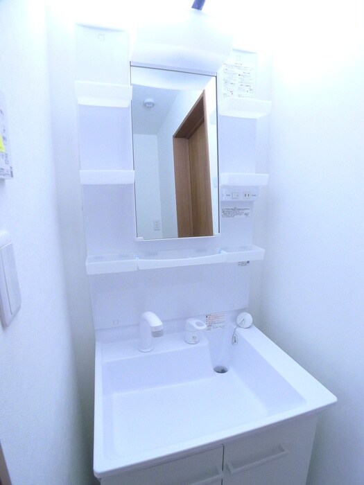 物件内観写真13　(洗面)